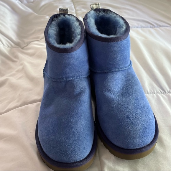 Stylish Blue Ankle Boots - Picture 7 of 7